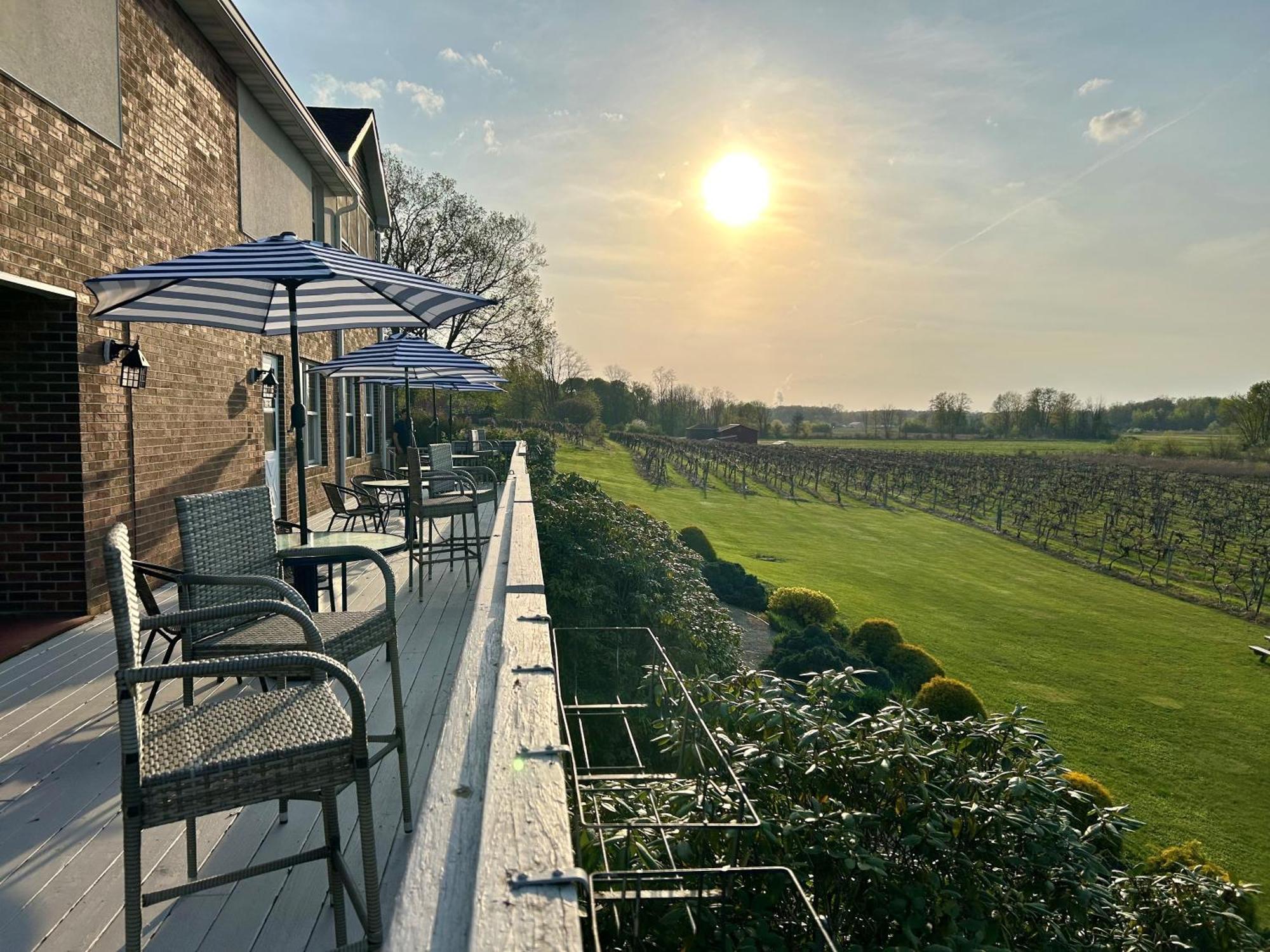 Warner-Concord Farms Bed & Breakfast Geneva Екстериор снимка
