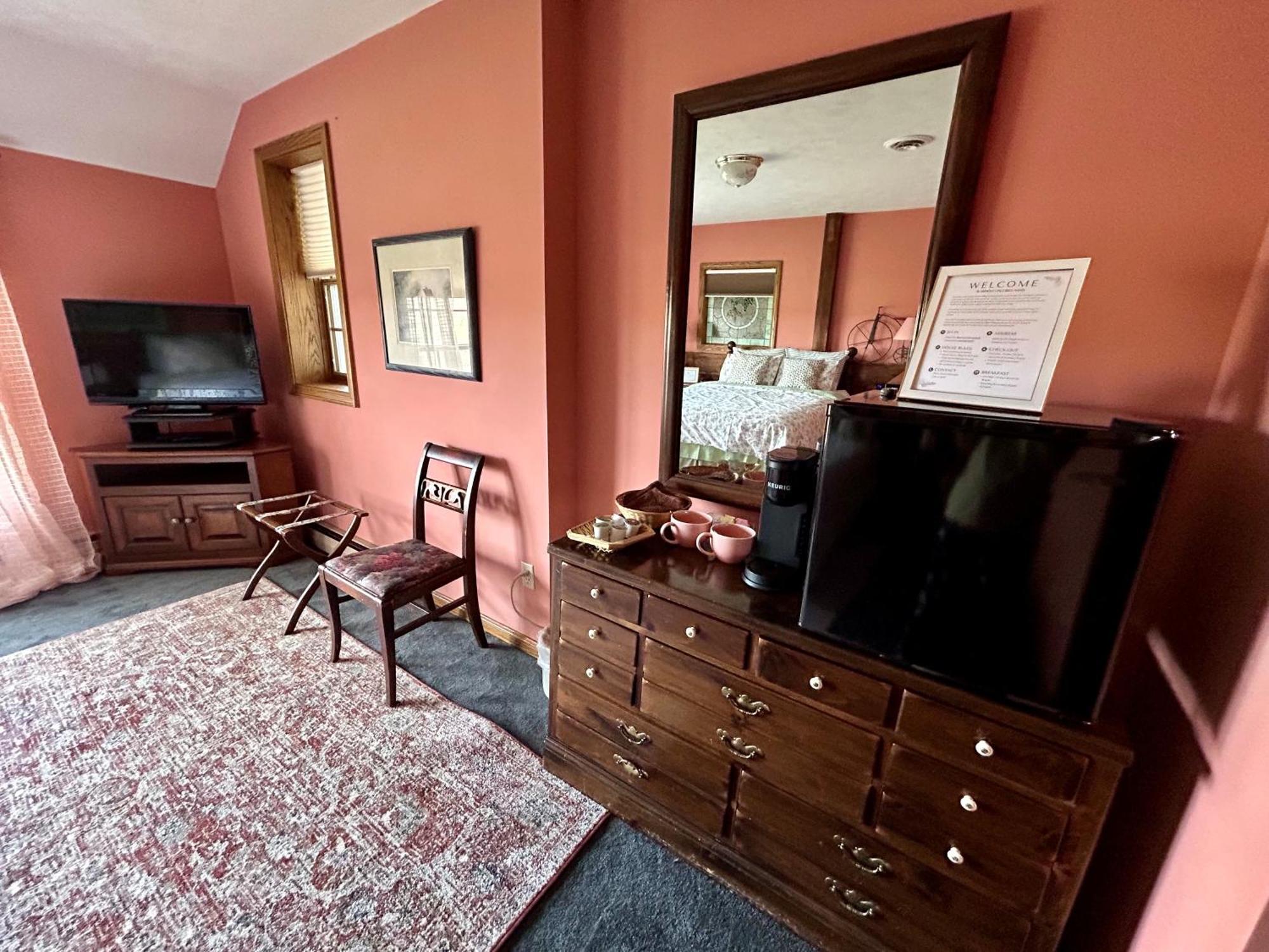 Warner-Concord Farms Bed & Breakfast Geneva Екстериор снимка